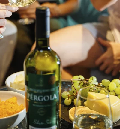 Vinhos e Versos Adega